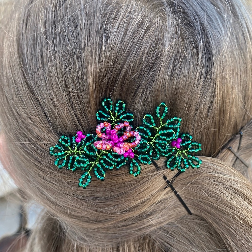 Hand Beaded Floral Hair Comb